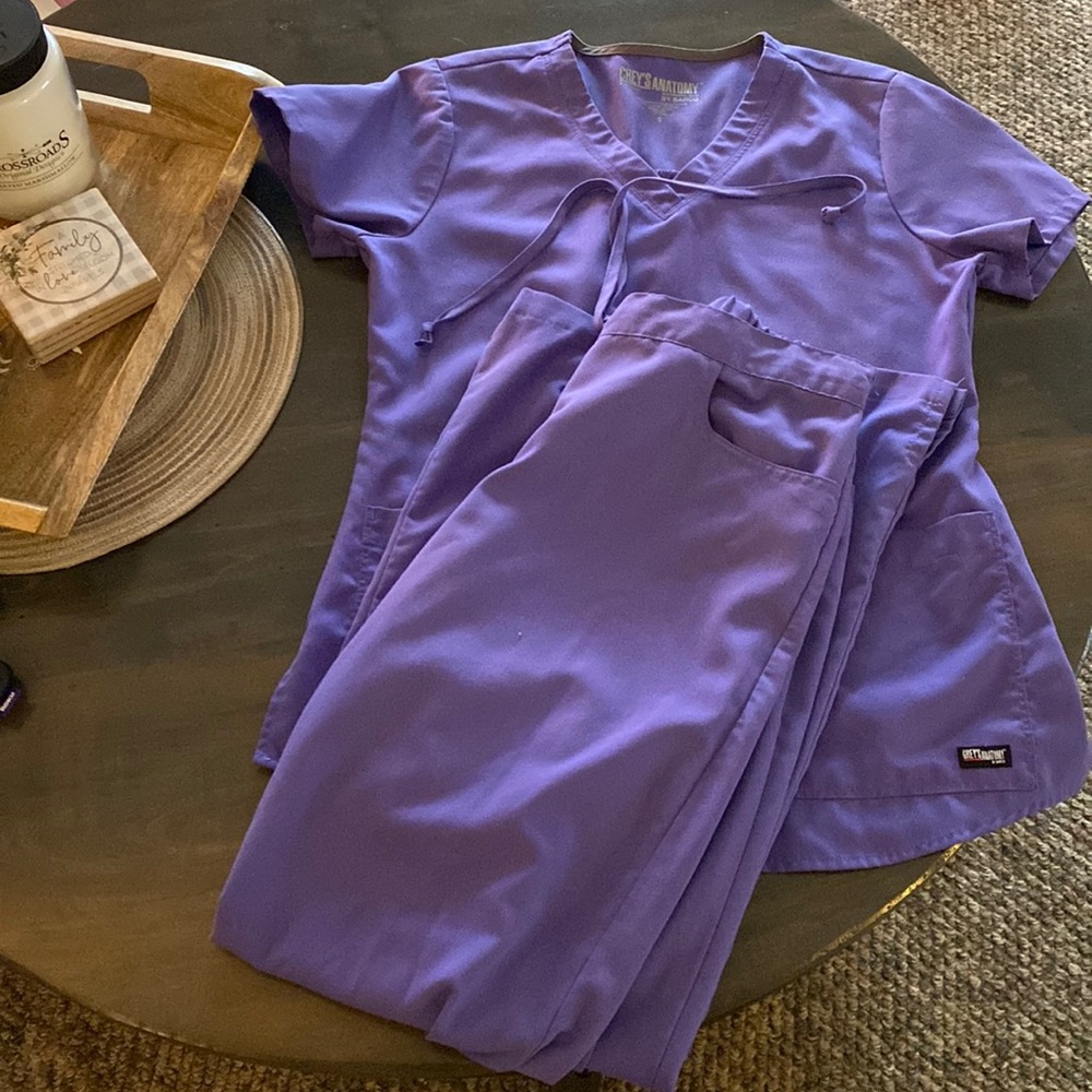 Greys Anatomy Scrubs